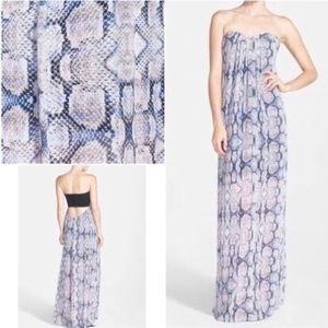 Like mynded snake print maxi dress